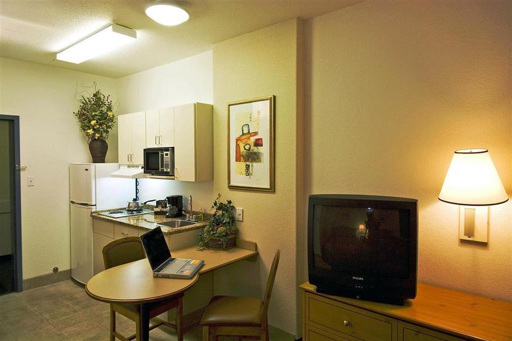 Motel 6-Saskatoon, Sk Oda fotoğraf